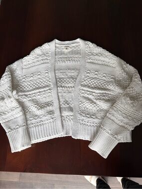 Lou & Grey White Cropped Open-Front Knit Cardigan